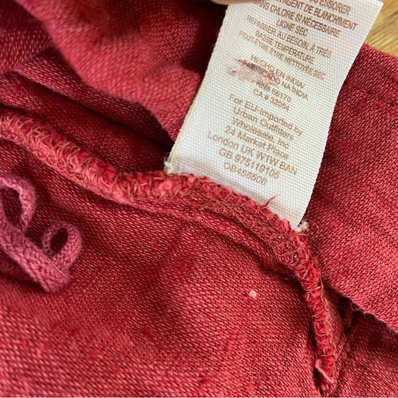 Free People Red Clay Henley crop ruffle deep V half sleeve top shirt medium - Picture 8 of 11